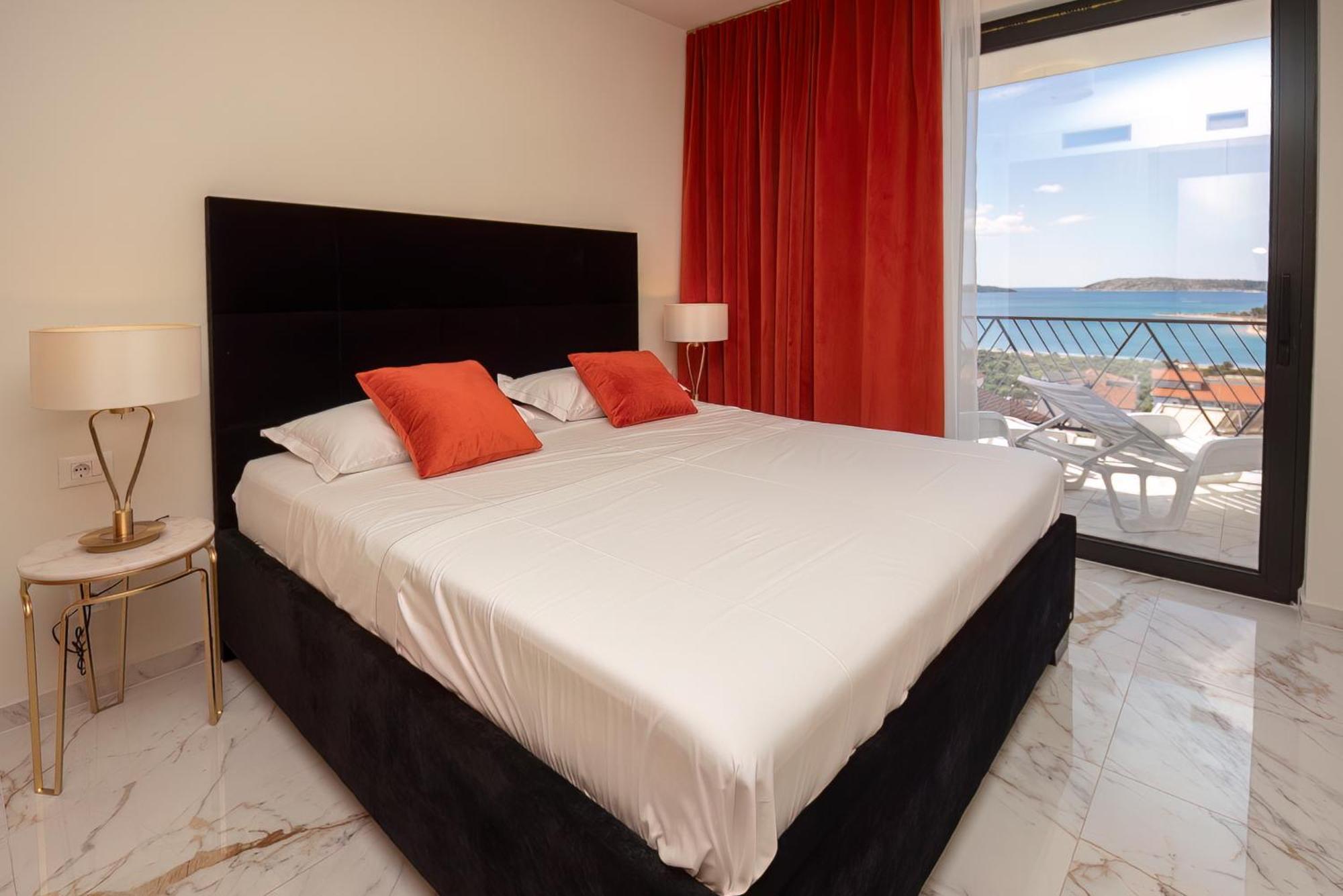 Mediterana Art Deco Resort (Adults Only) Šibenik Екстериор снимка