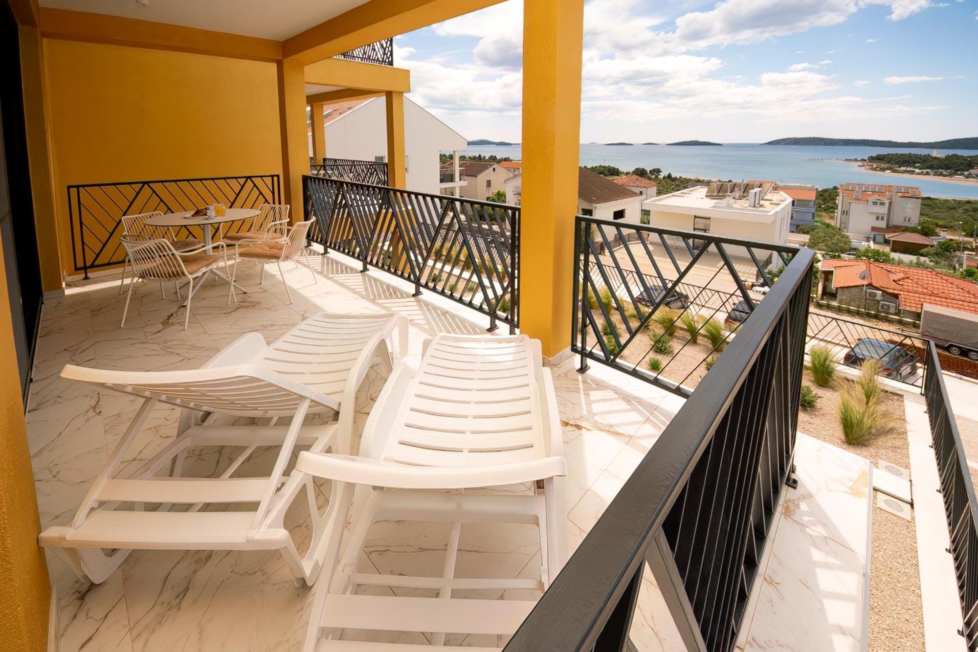 Mediterana Art Deco Resort (Adults Only) Šibenik Екстериор снимка
