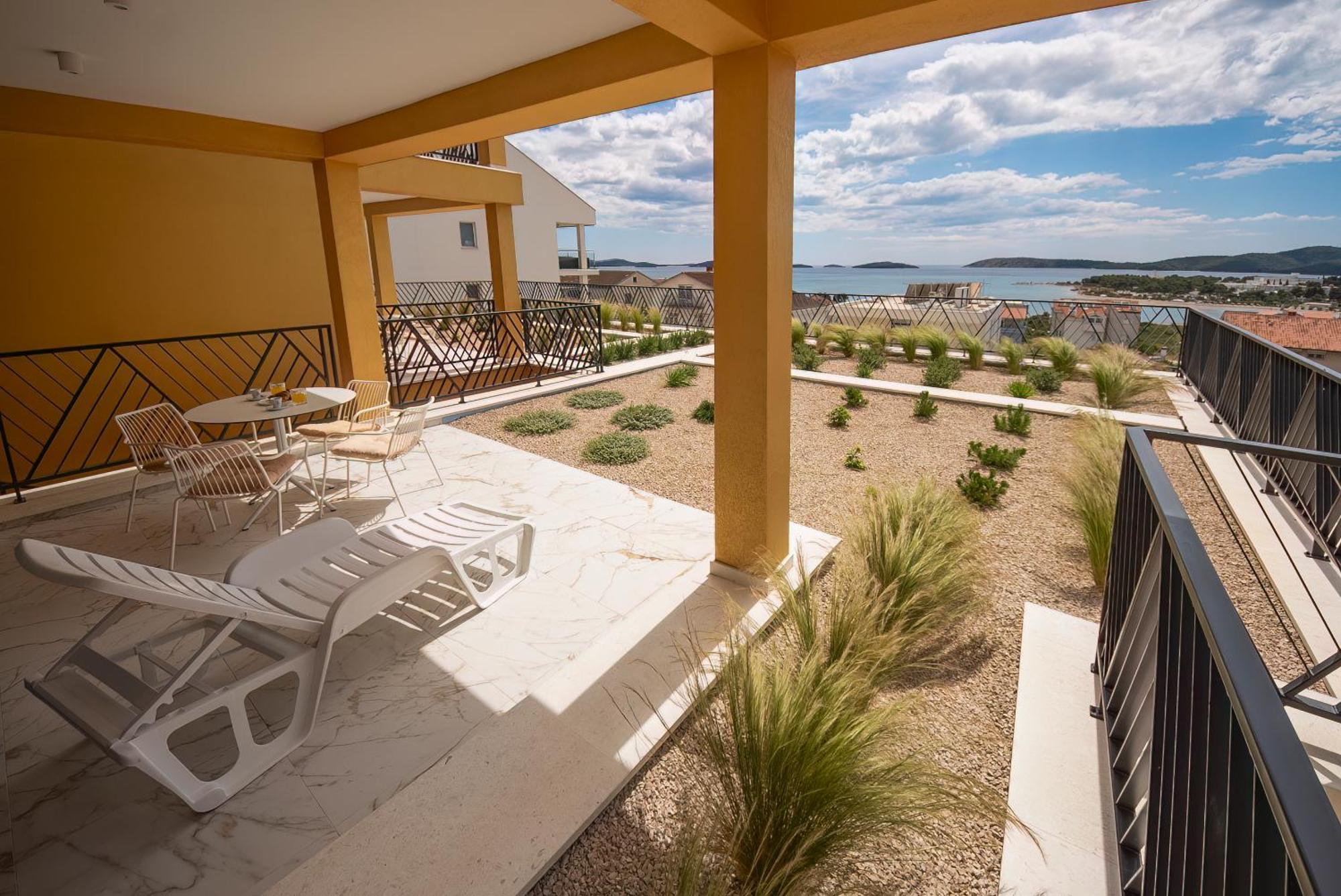 Mediterana Art Deco Resort (Adults Only) Šibenik Екстериор снимка