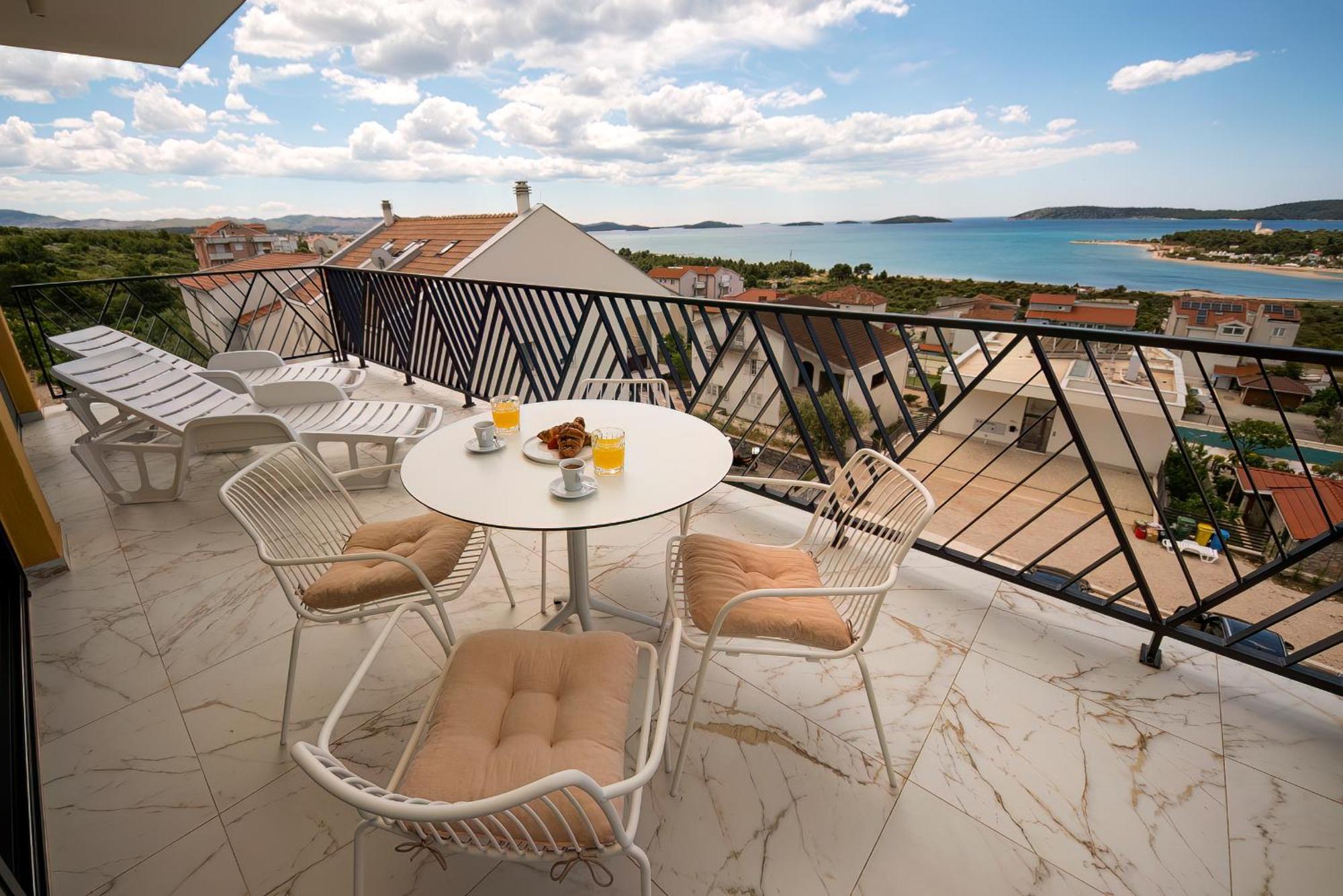Mediterana Art Deco Resort (Adults Only) Šibenik Екстериор снимка
